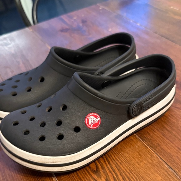 Kids Crocs - Picture 3 of 6